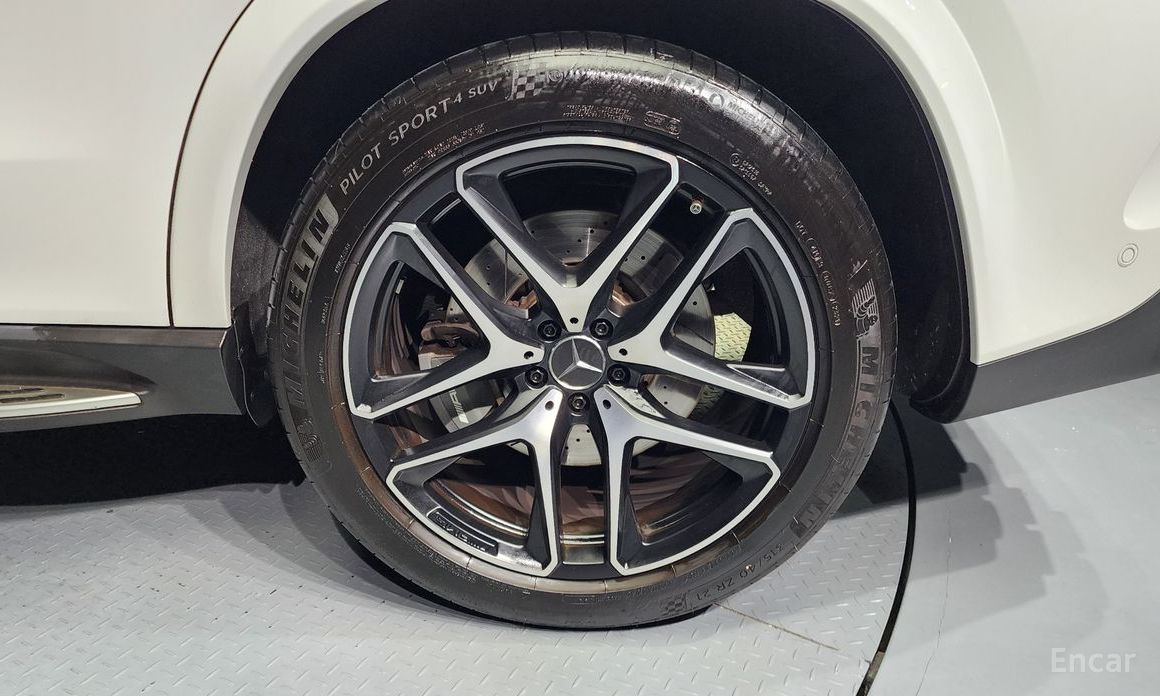GLE-Class W167AMG GLE53 4MATIC+ 6