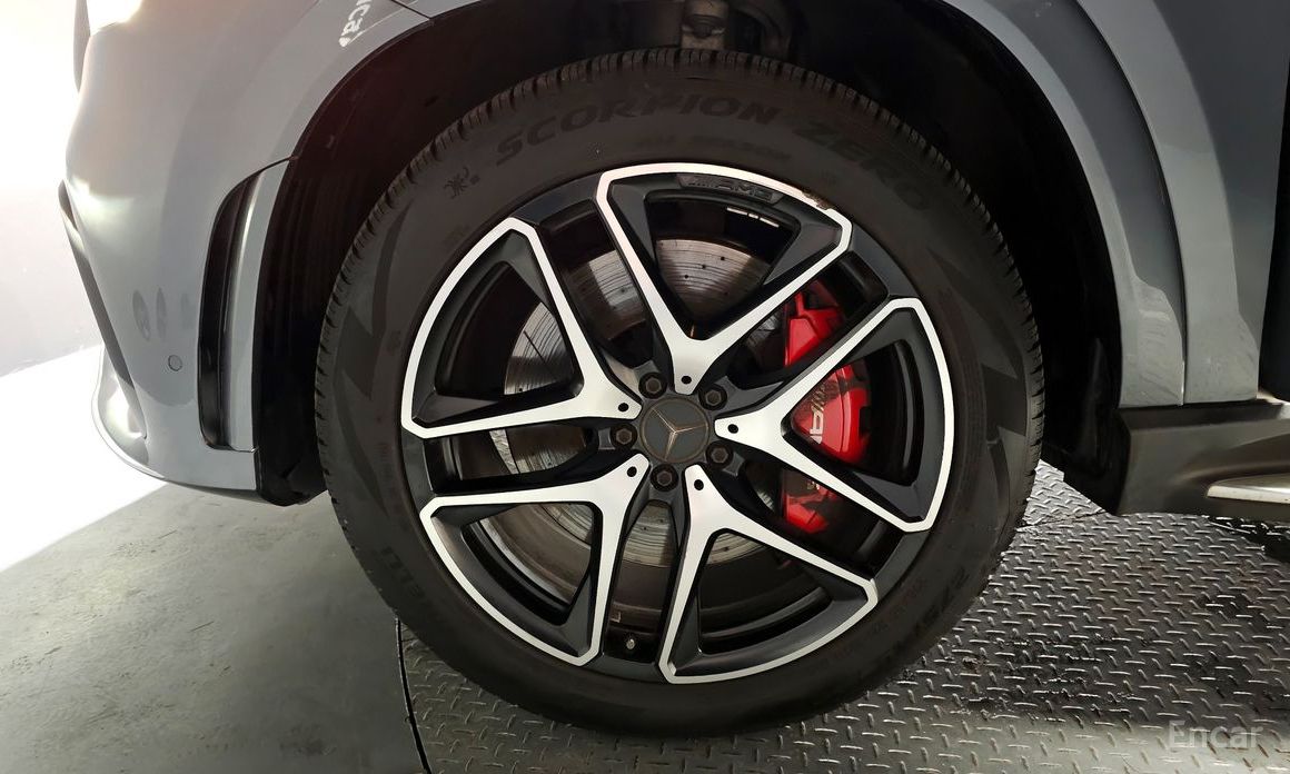 GLE-Class W167AMG GLE53 4MATIC+ Coupe 6