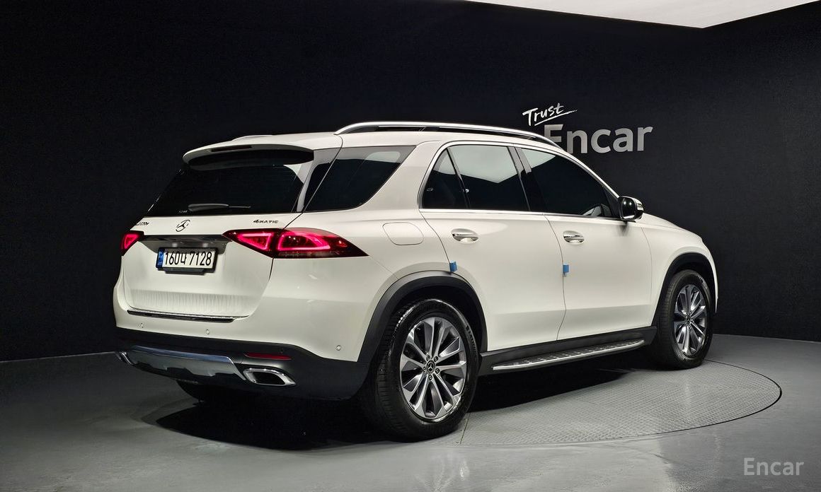 Mercedes-Benz GLE-Class W167GLE300d 4MATIC  3