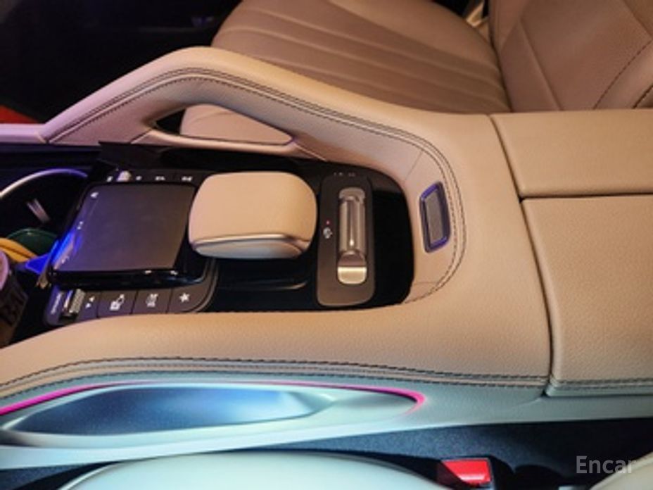 Mercedes-Benz GLE-Class W167GLE300d 4MATIC  8