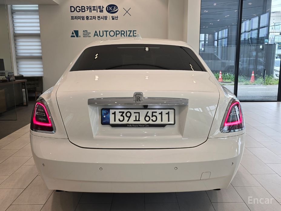 Rolls-Royce Ghost 2nd Generation 6. 7 EWB V12 №5