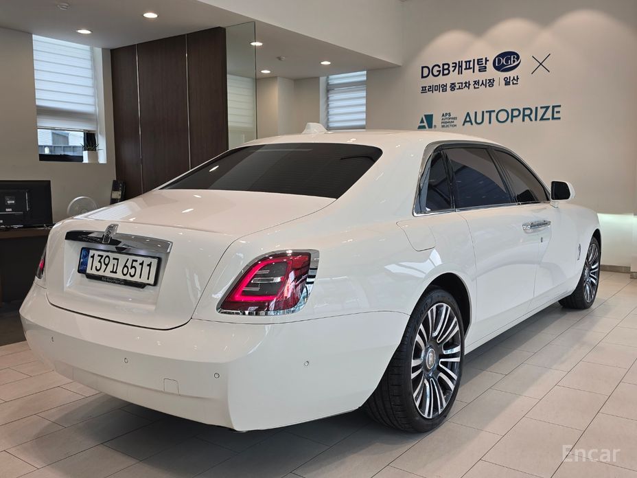 Rolls-Royce Ghost 2nd Generation 6. 7 EWB V12 №6