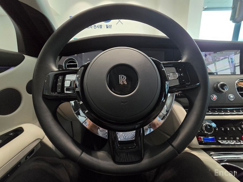 Rolls-Royce Ghost 2nd Generation 6. 7 EWB V12 №11