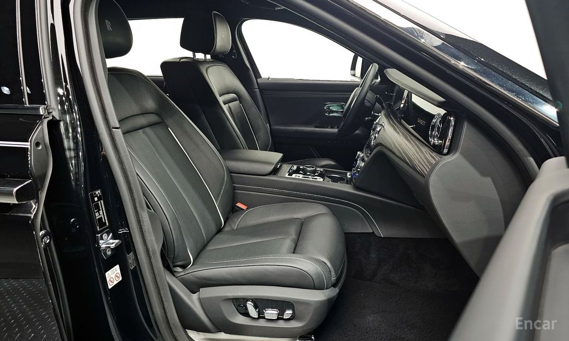 Rolls-Royce Ghost 2nd Generation 6. 7 EWB V12 №11
