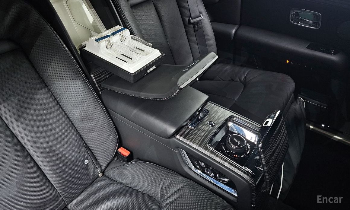 Rolls-Royce Ghost 2nd Generation 6. 7 EWB V12 №13
