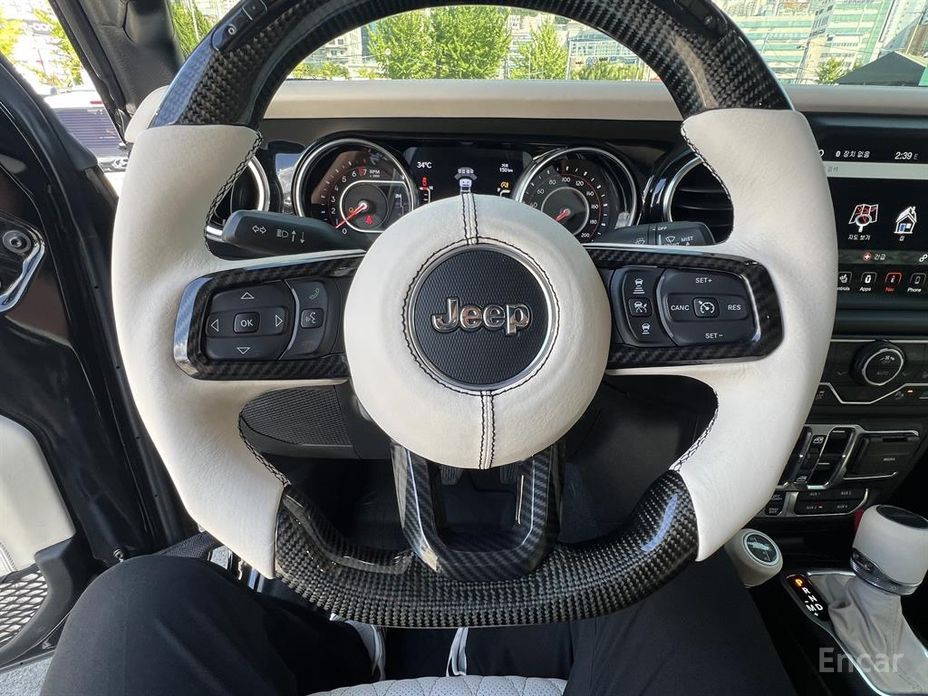 Gladiator (JT) 3.6 Rubicon 8
