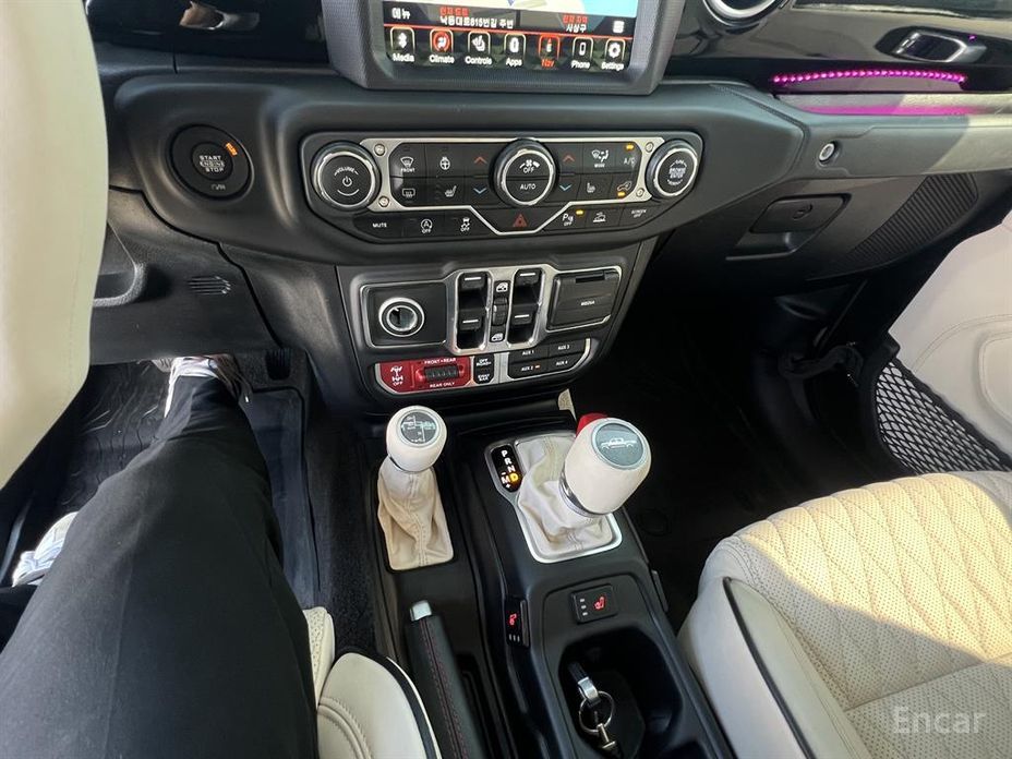 Gladiator (JT) 3.6 Rubicon 10