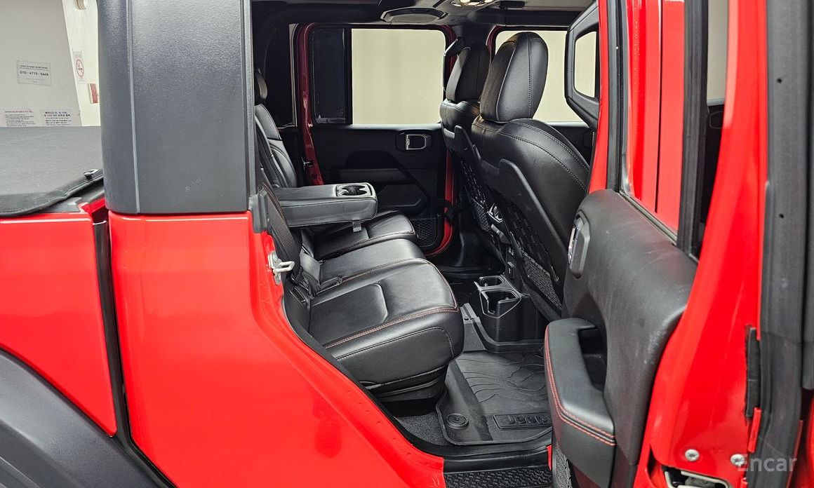 Gladiator (JT) 3.6 Rubicon 13