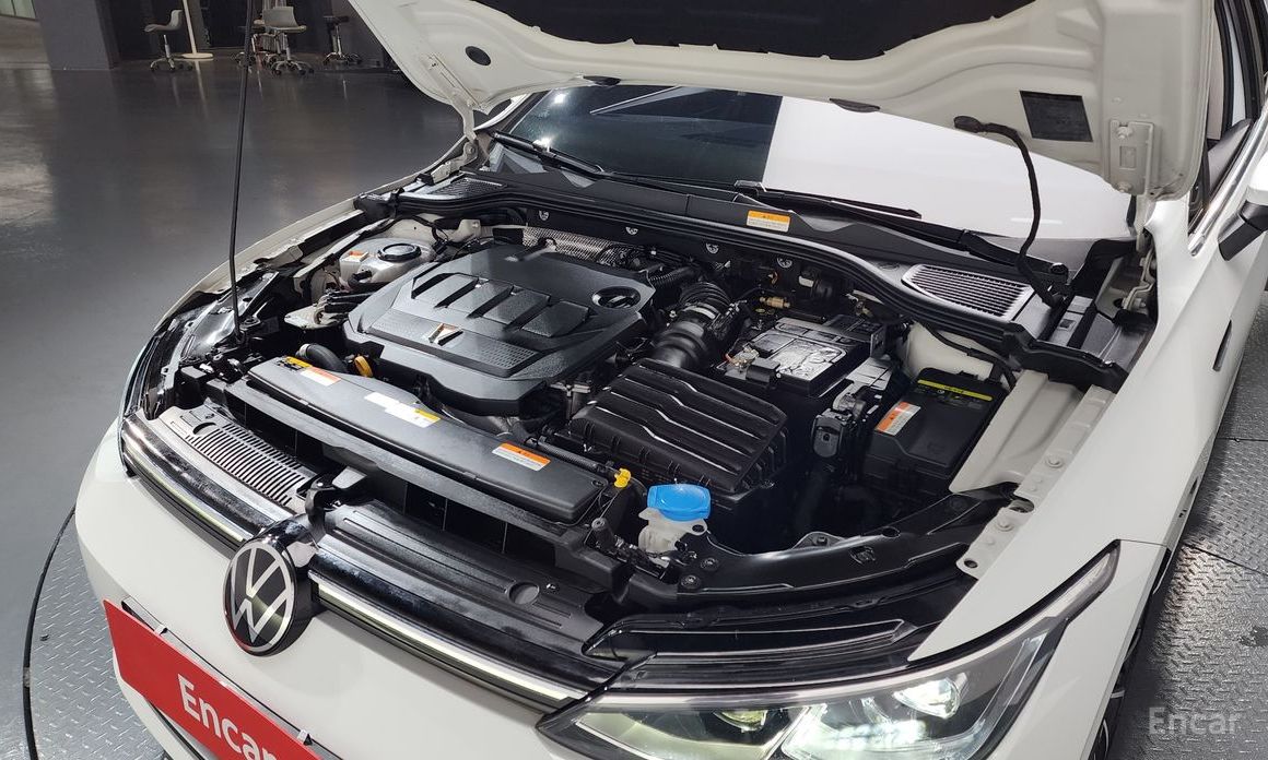 Volkswagen Golf 8th Generation 2.0 TDI Prestige №7