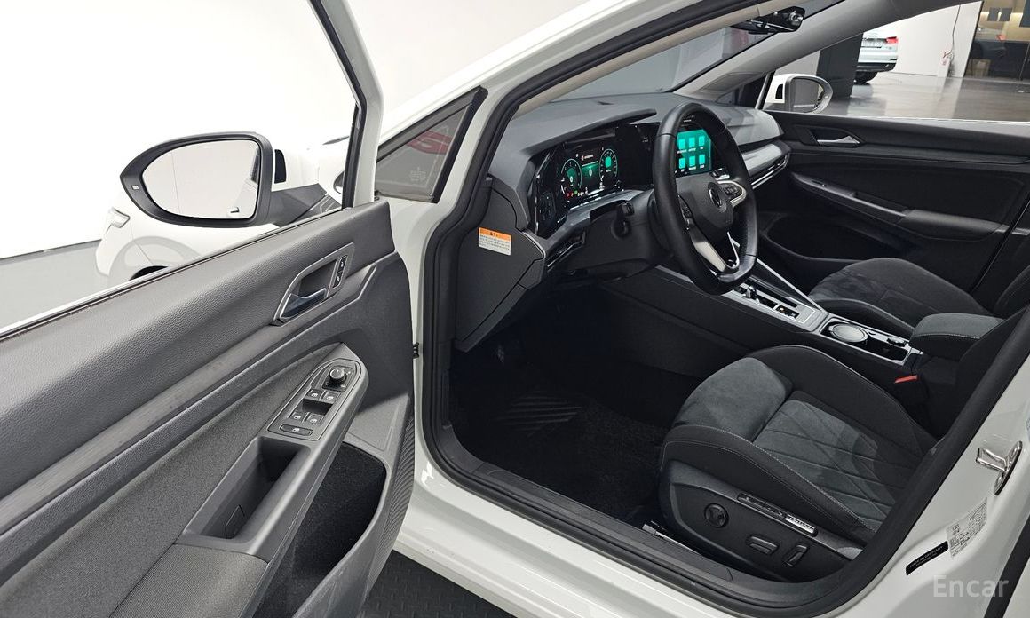 Volkswagen Golf 8th Generation 2.0 TDI Prestige №13