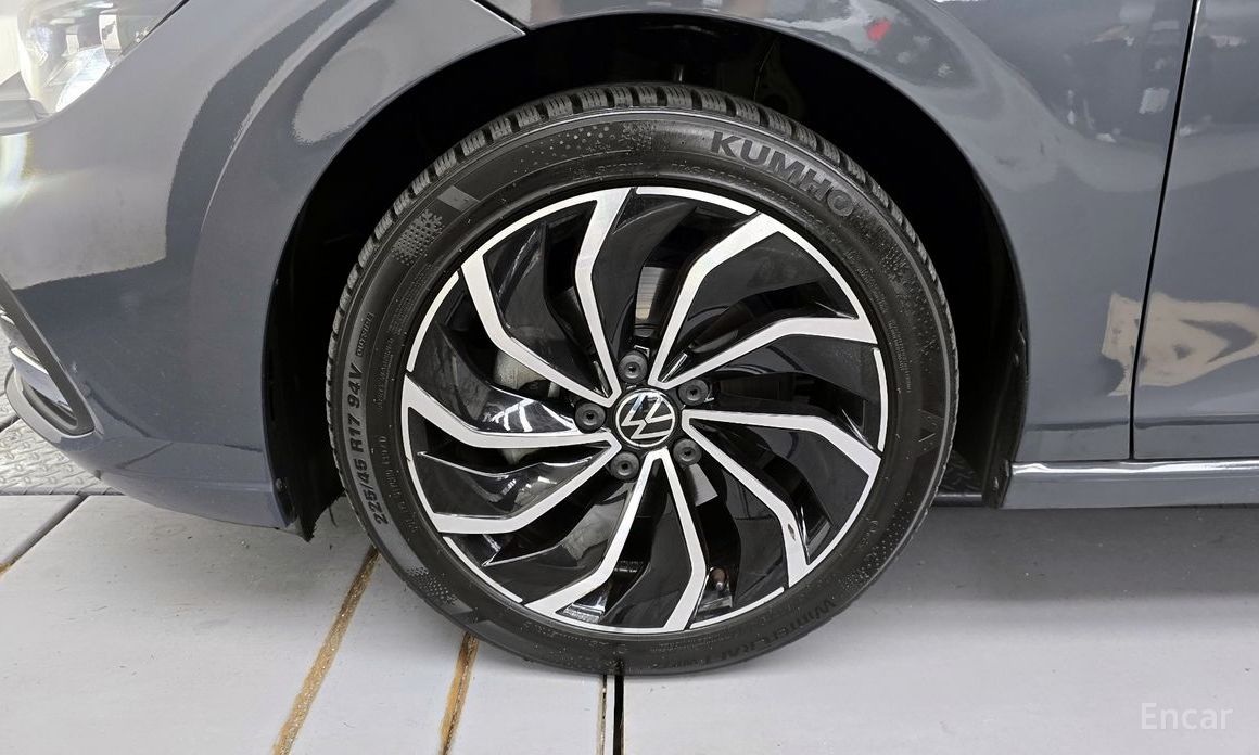 Golf 8th Generation 2.0 TDI Prestige 6