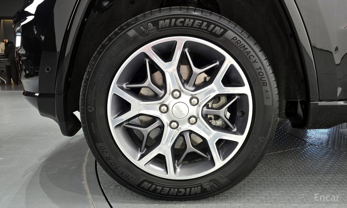 Grand Cherokee 3. 6 Overland WK2 6