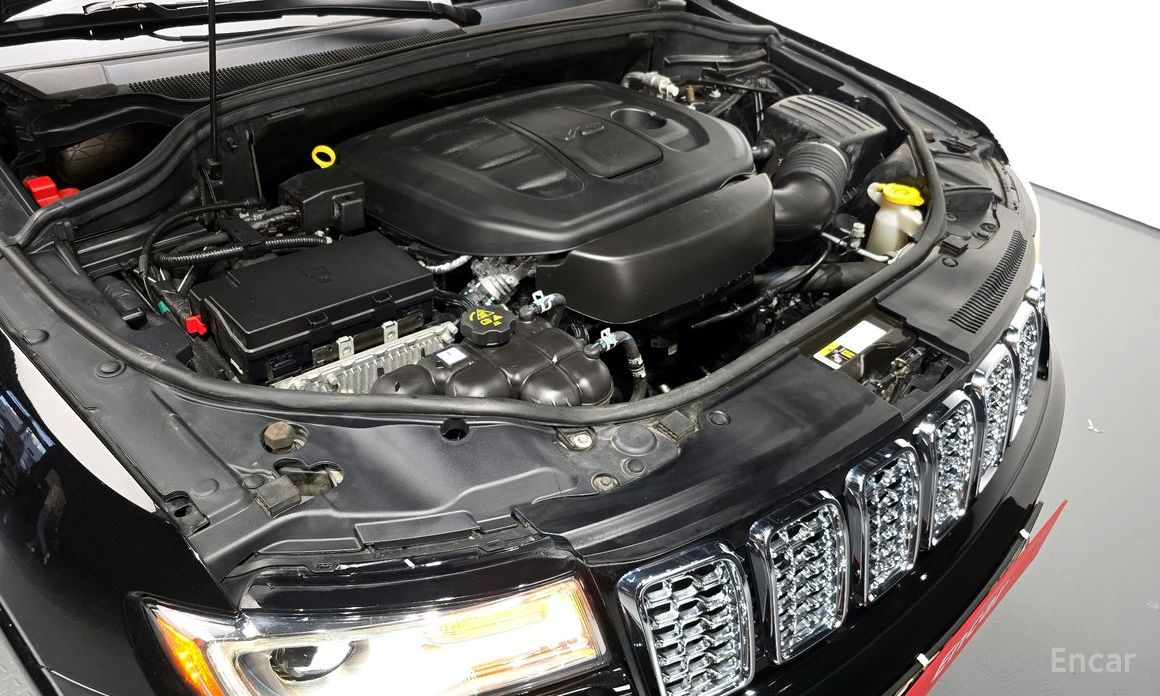 Grand Cherokee 3. 6 Overland WK2 7