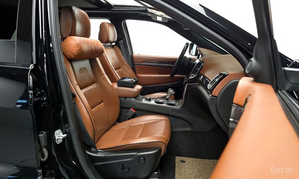 Grand Cherokee 3. 6 Overland WK2 11