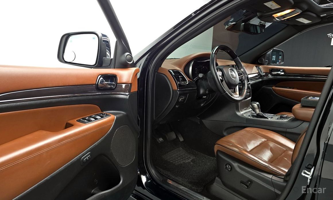 Grand Cherokee 3. 6 Overland WK2 12