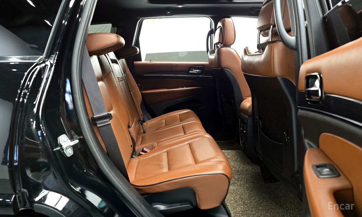 Grand Cherokee 3. 6 Overland WK2 13