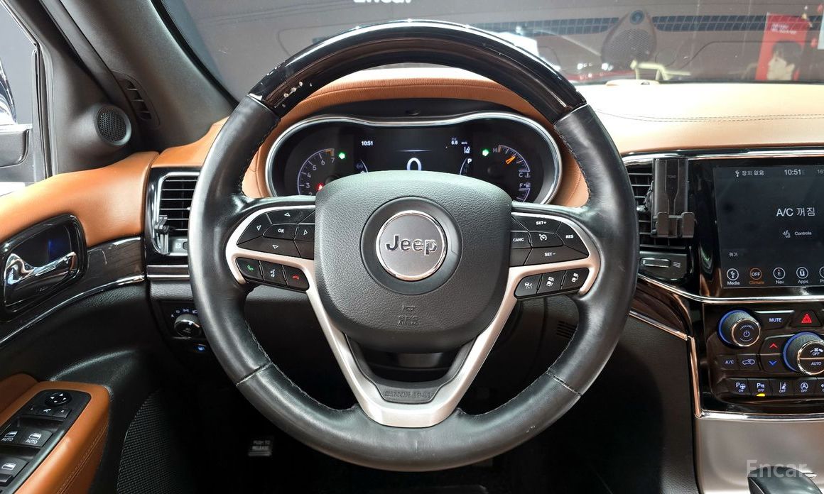 Grand Cherokee 3. 6 Overland WK2 14