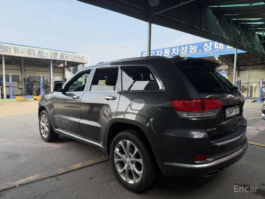 Grand Cherokee 3. 6 Summit WK2 5