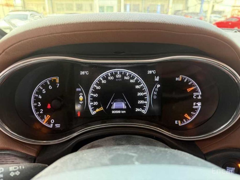 Grand Cherokee 3. 6 Summit WK2 7