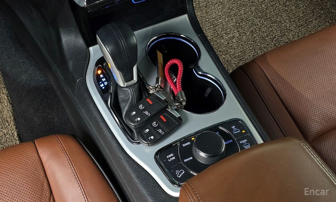 Jeep Grand Cherokee 3. 6 Summit WK2 №10