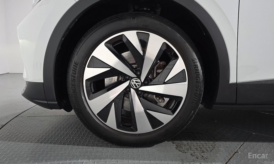 Volkswagen ID.4 Pro №6