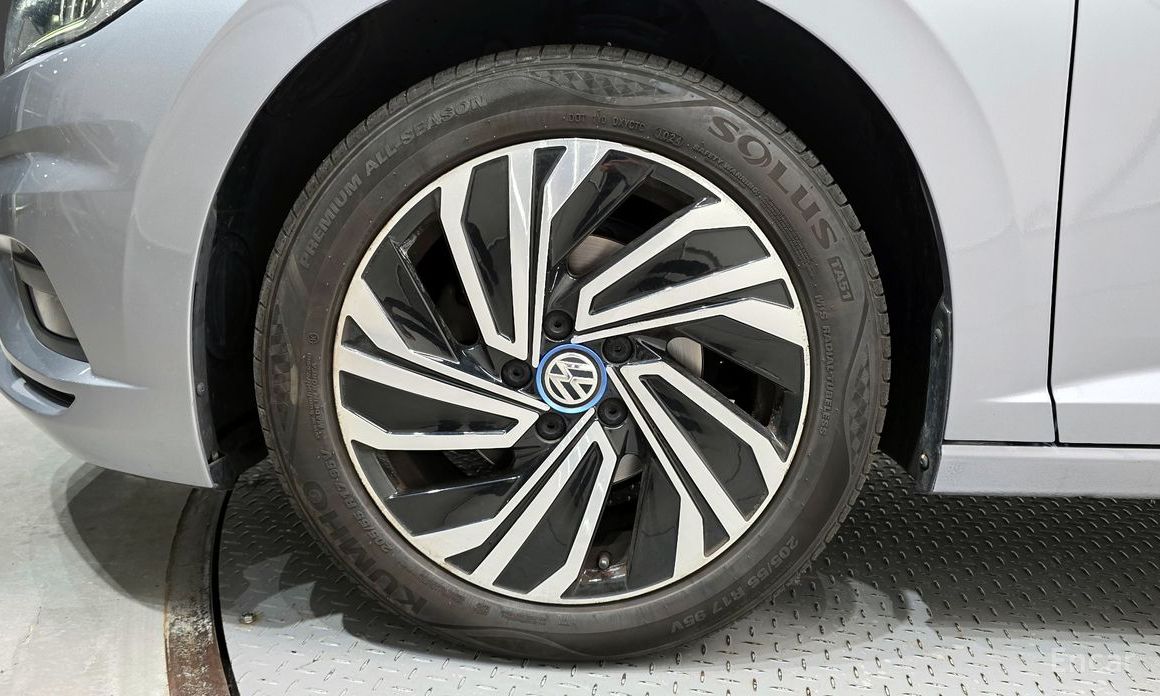 Volkswagen Jetta 7th Generation 1.4 TSI Prestige №6