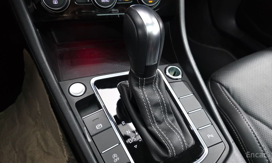 Volkswagen Jetta 7th Generation 1.4 TSI Prestige №10