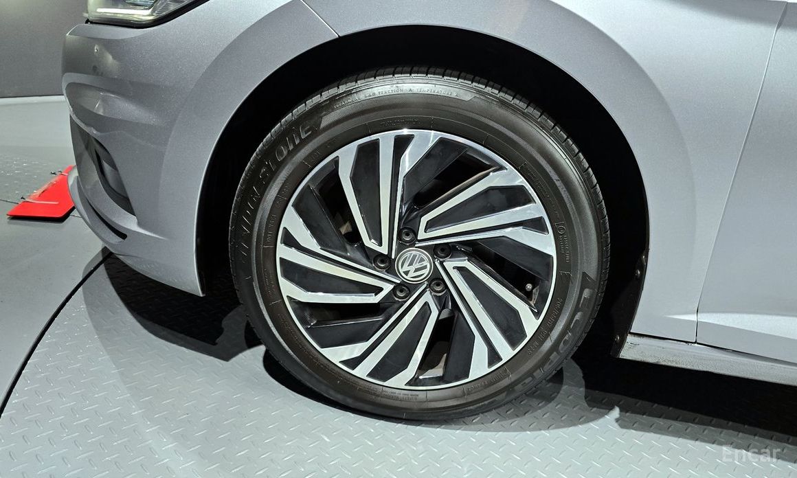 Volkswagen Jetta 7th Generation 1.4 TSI Prestige №6