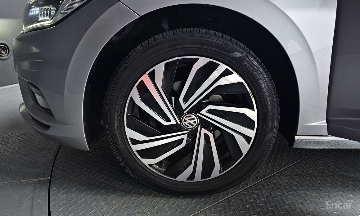 Volkswagen Jetta 7th Generation 1.4 TSI Prestige №6