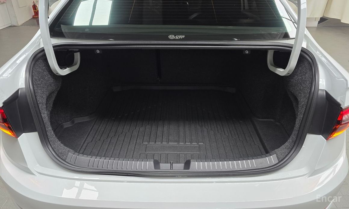 Volkswagen Jetta 7th Generation 1.4 TSI Prestige №21