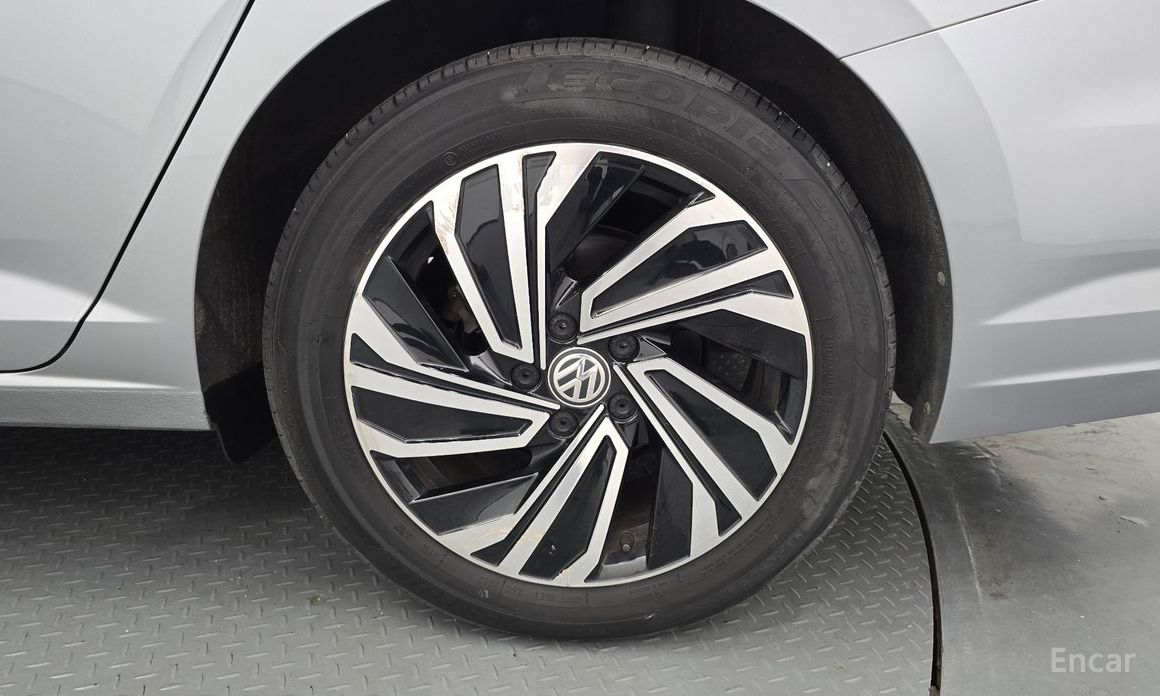Jetta 7th Generation 1. 4 TSI Premium 6