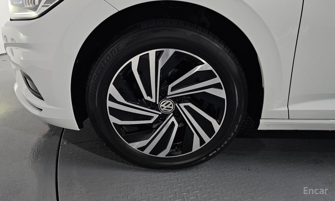 Volkswagen Jetta 7th Generation 1. 4 TSI Premium №5
