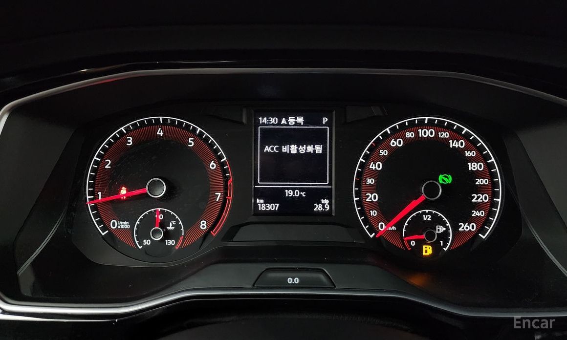 Volkswagen Jetta 7th Generation 1. 4 TSI Premium №9