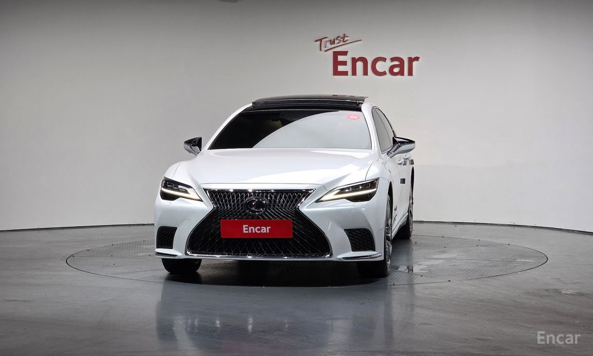 LS500 5th Generation 3.5 Platinum AWD 4
