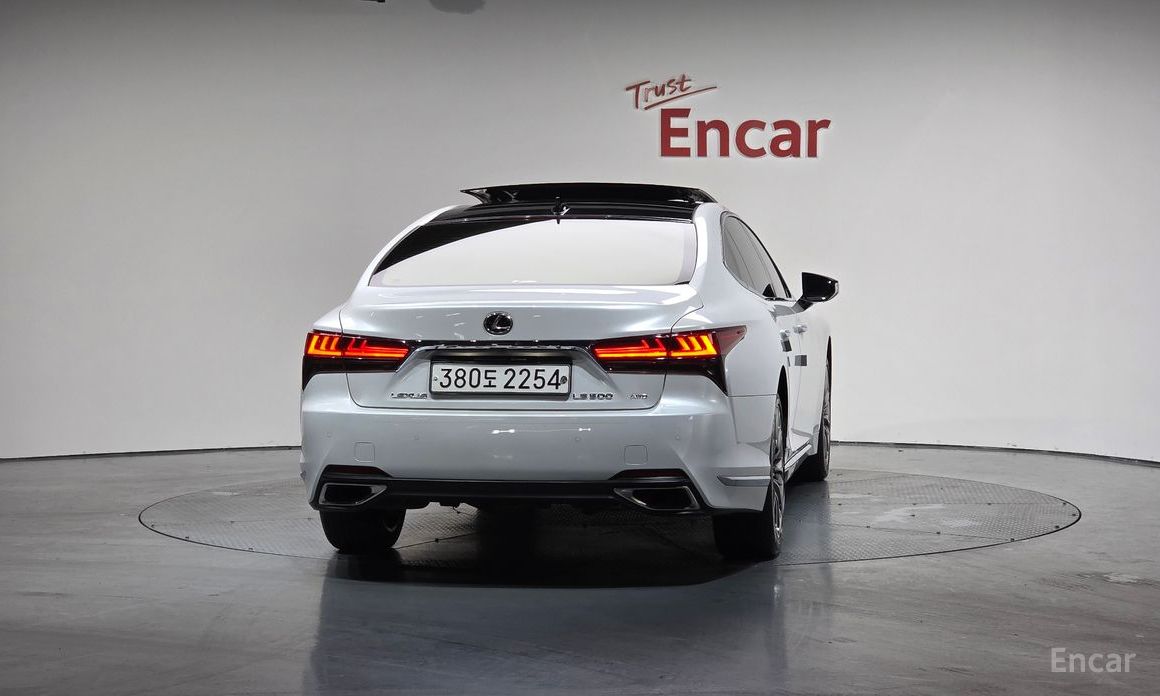 LS500 5th Generation 3.5 Platinum AWD 5