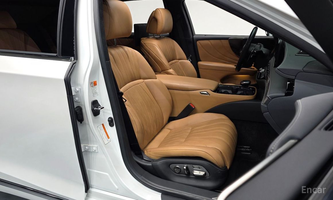 LS500 5th Generation 3.5 Platinum AWD 11
