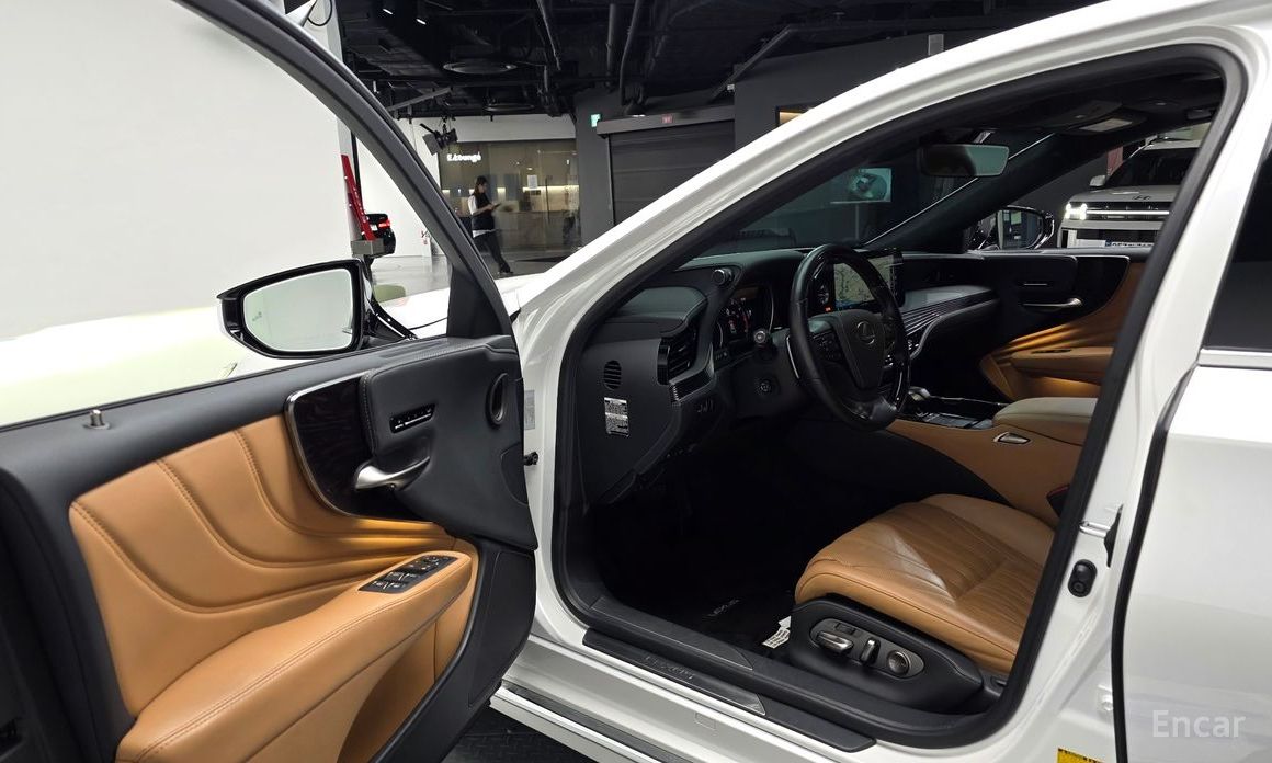 LS500 5th Generation 3.5 Platinum AWD 13