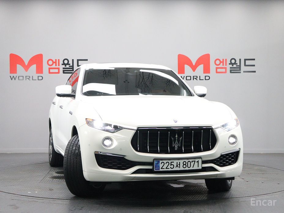 Maserati Levante 3.0 AWD Gran Russo №4