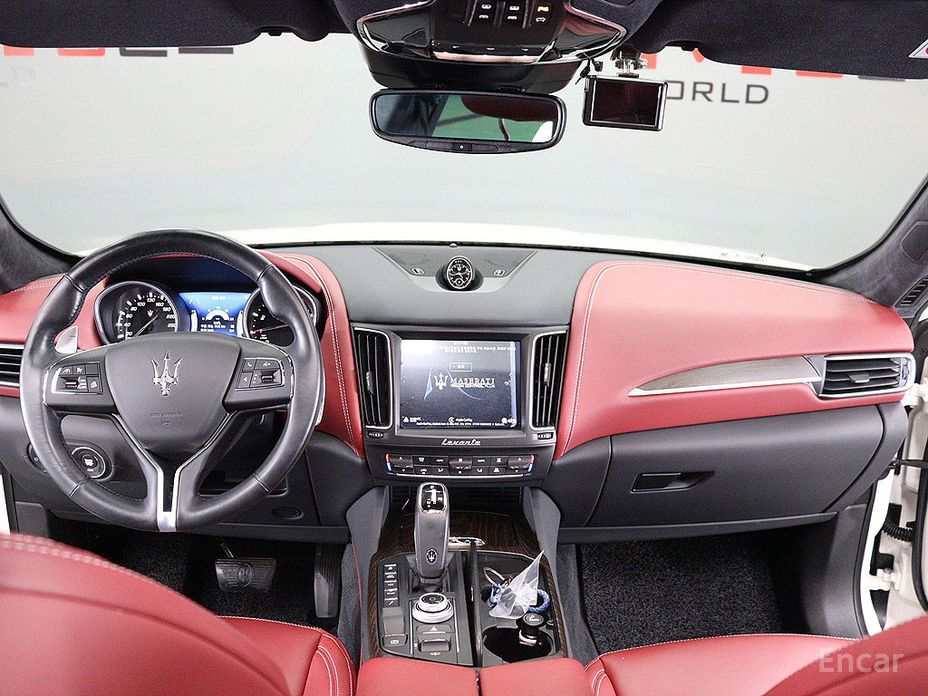 Maserati Levante 3.0 AWD Gran Russo №12