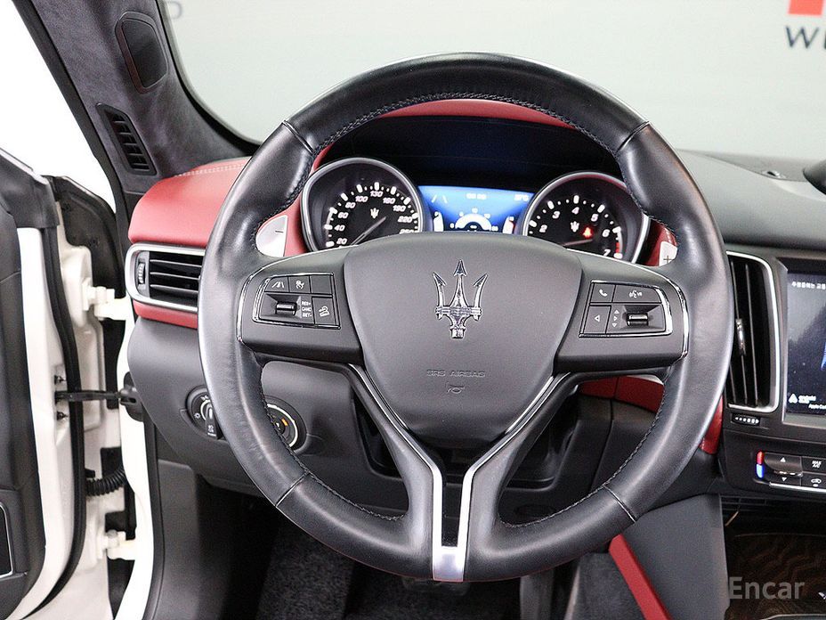 Maserati Levante 3.0 AWD Gran Russo №13