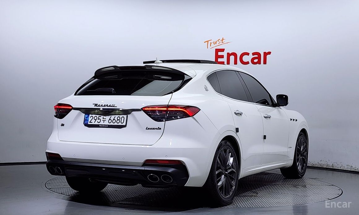 Levante 3.0 AWD Gransport 3
