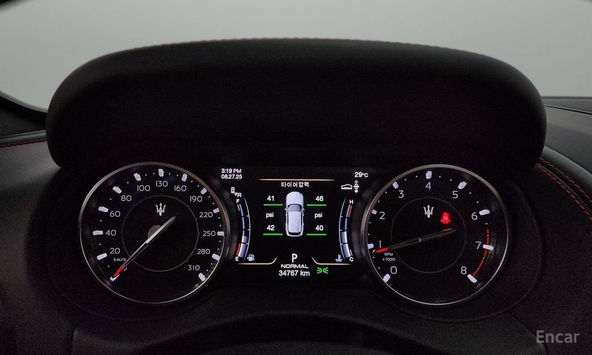 Levante 3.0 AWD Gransport 9
