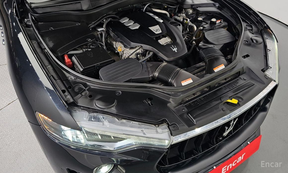 Levante 3.0 AWD Gransport 7