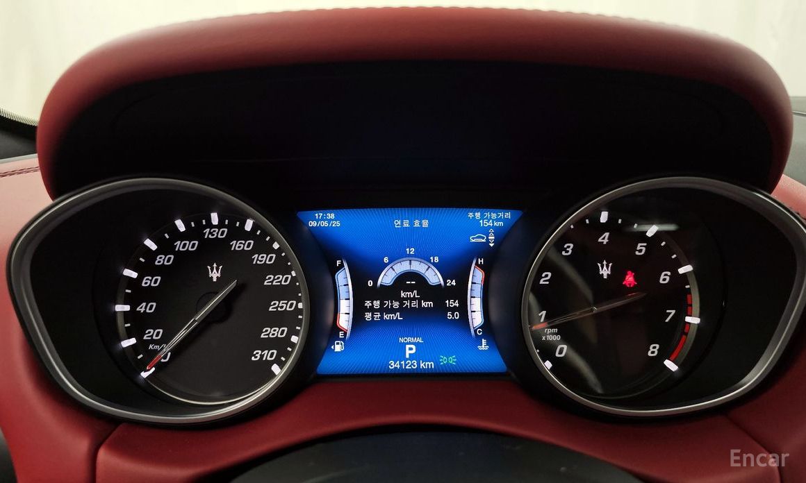 Levante 3.0 AWD Gransport 9