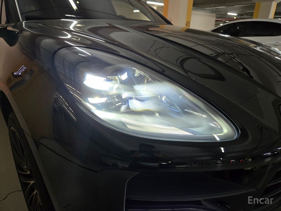 Porsche Macan 2. 095B №17