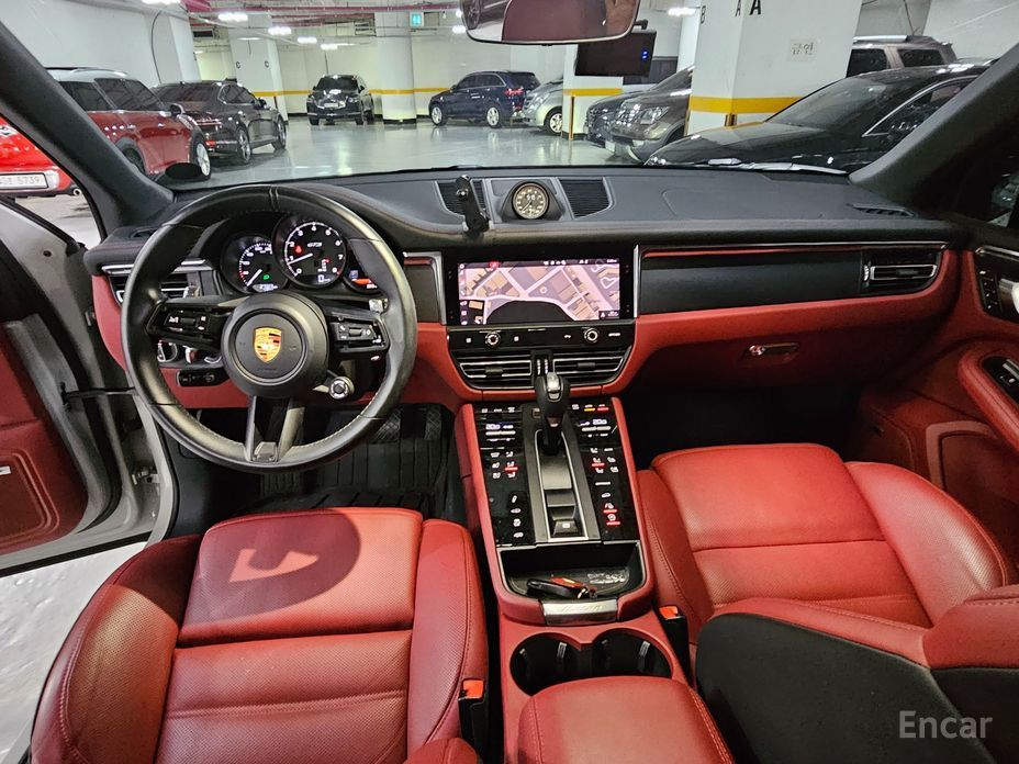 Macan 2. 9 GTS95B 8