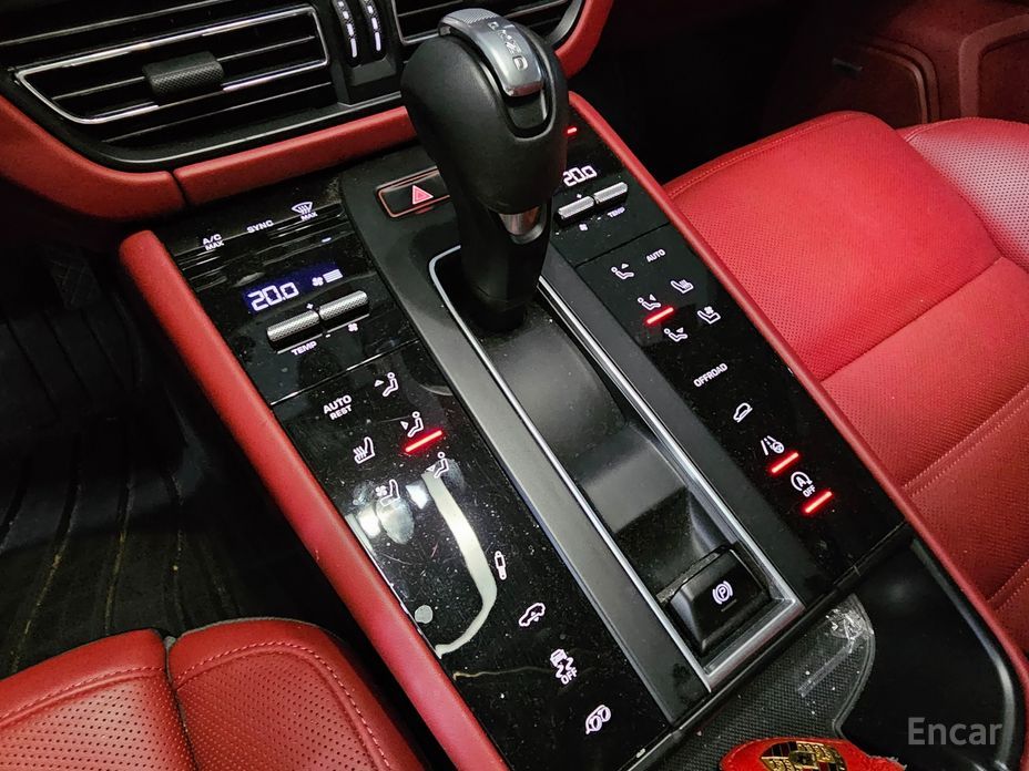 Macan 2. 9 GTS95B 14