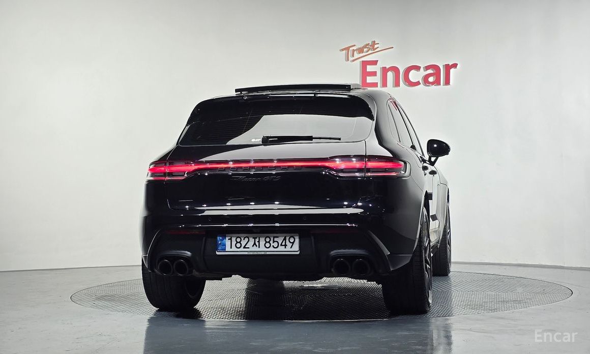 Macan 2. 9 GTS95B 5