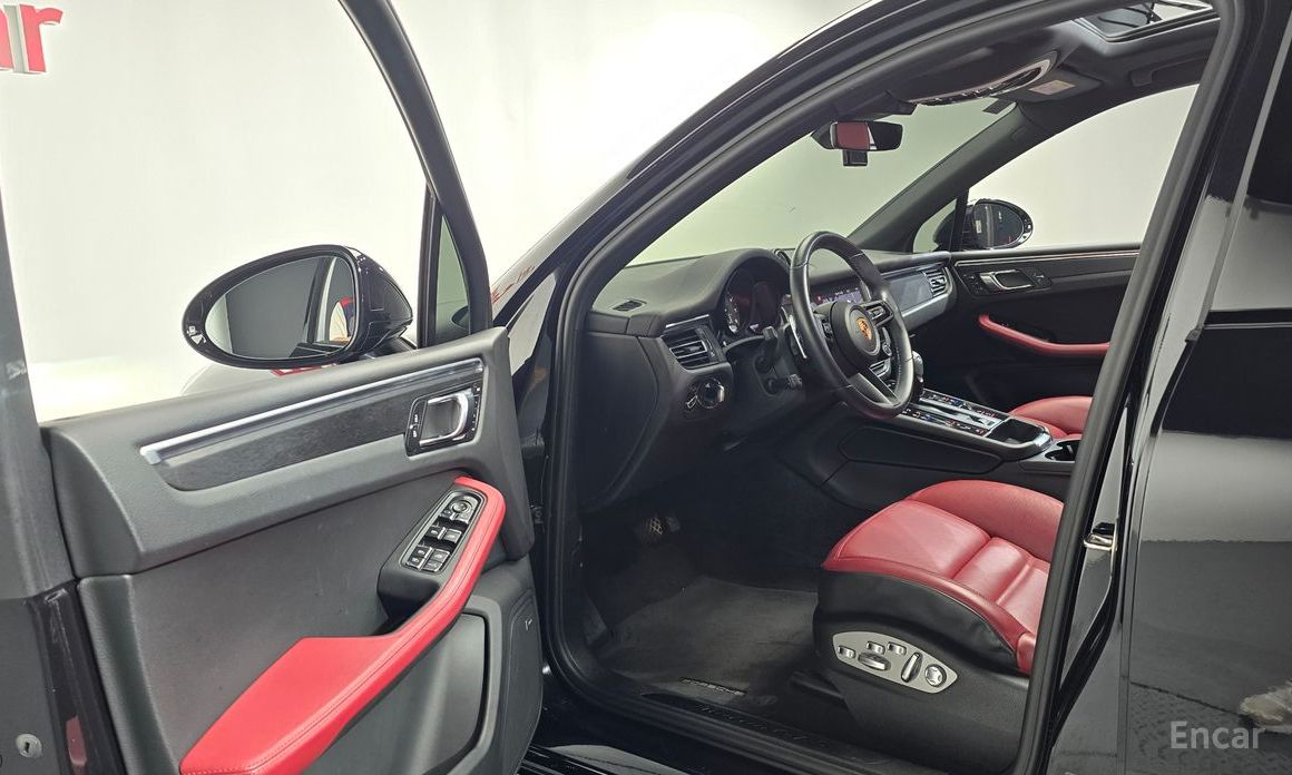 Macan 2. 9 GTS95B 11