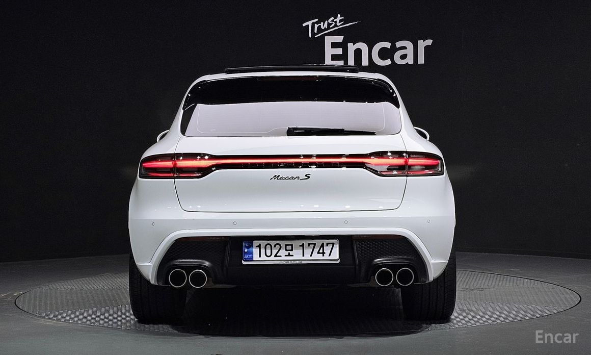 Macan 2. 9 S 5